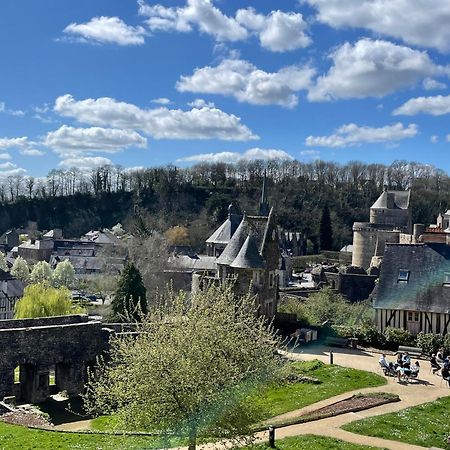 Le Relais Medieval ฟูแฌร์ ภายนอก รูปภาพ